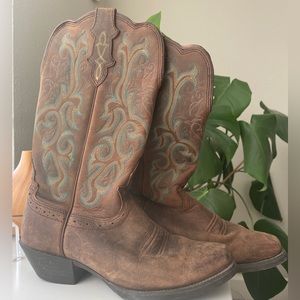 Justin women’s leather boot 6.5B